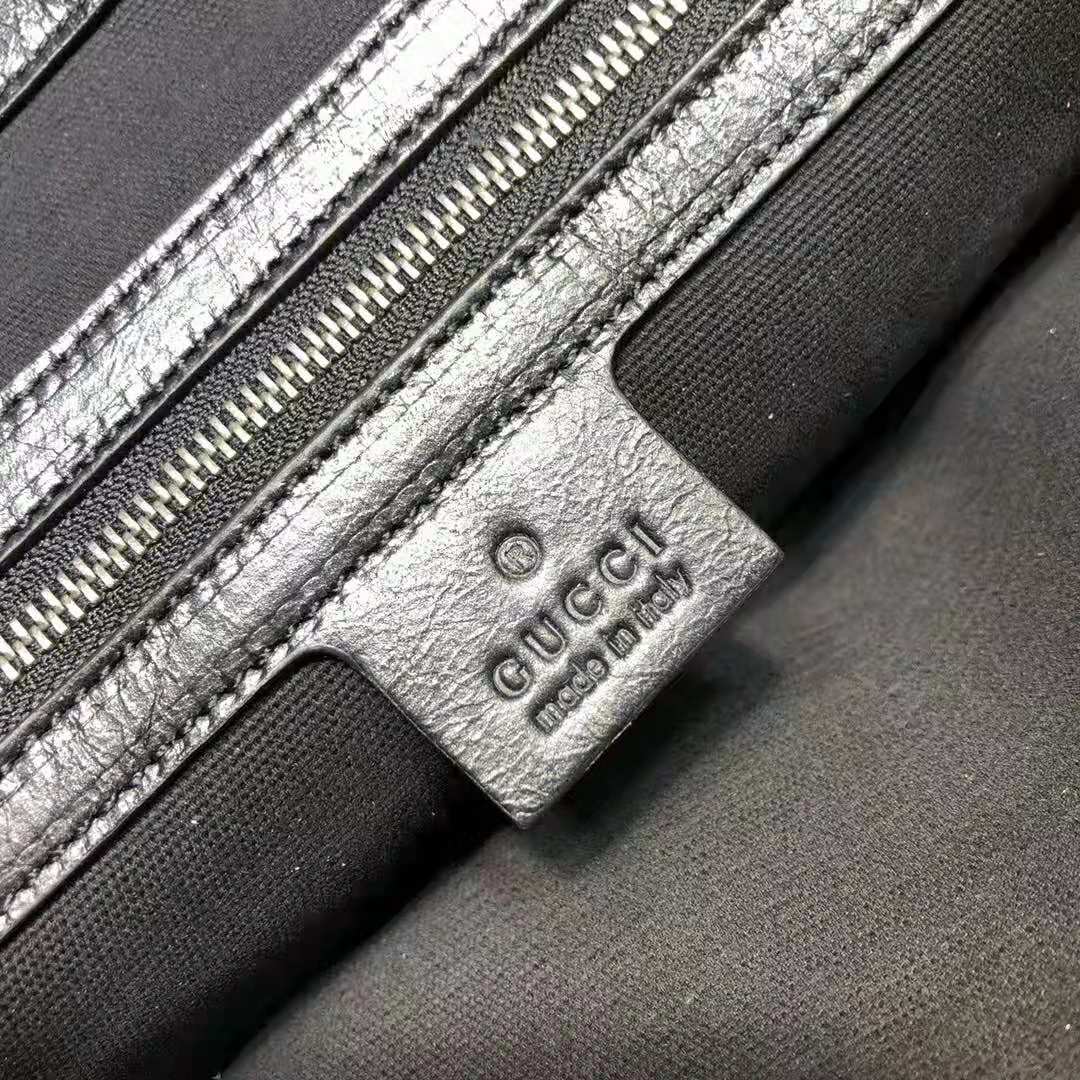 Gucci-GG-Men-Soft-Leather-Tote-in-Black-Soft-Leather-10.jpg