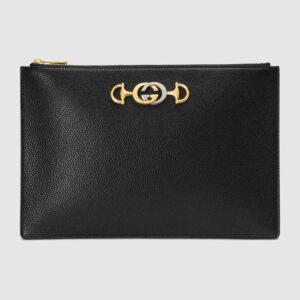 Gucci GG Unisex Gucci Zumi Grainy Leather Pouch Black