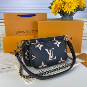 Louis Vuitton Multi Pochette Accessories Black