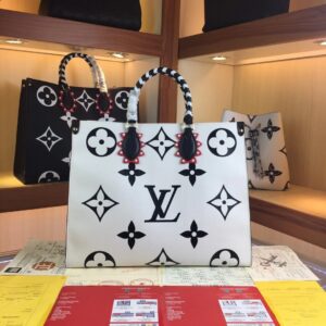 Louis Vuitton OnTheGo MM White