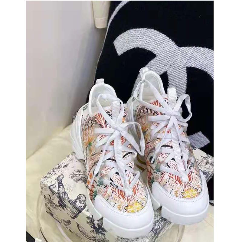 Dior-Women-D-Connect-Sneaker-White-Technical-Fabric-with-Dior-In-Heart-Lights-Print-7.jpg