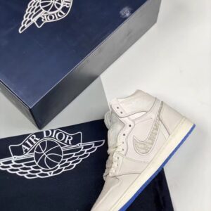 Dior x Air Jordan 1 High OG