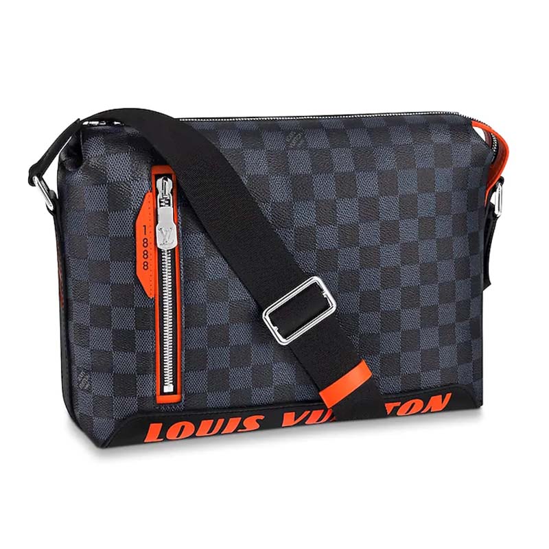 Louis-Vuitton-LV-Men-Damier-Cobalt-Race-Discovery-Messenger-PM-Bag-Grey-10.jpg