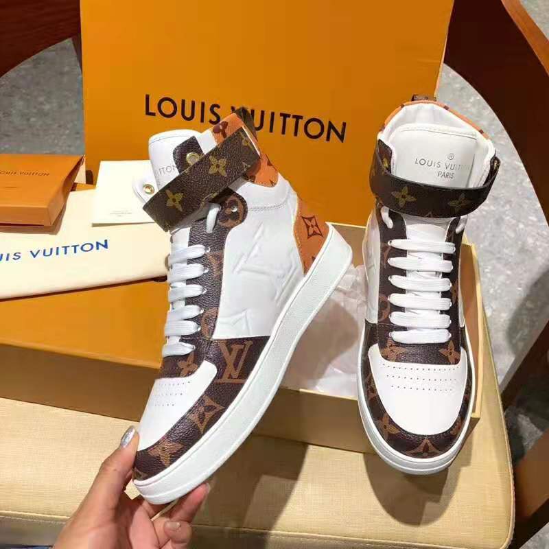 Louis-Vuitton-LV-Unisex-Boombox-Sneaker-Boot-in-Embossed-Lamb-Leather-Brown-4.jpg