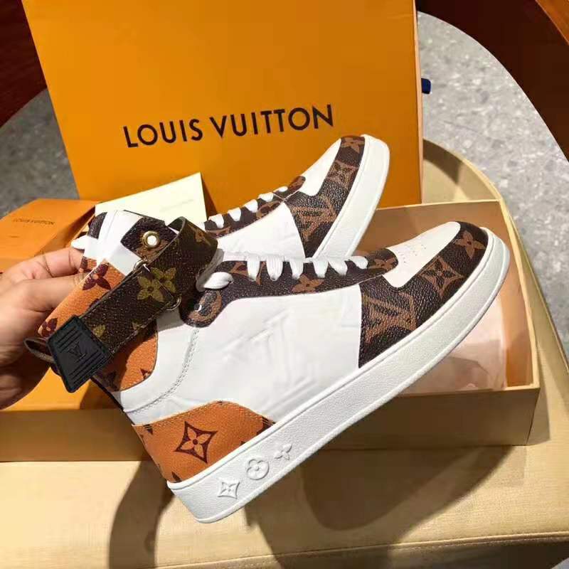 Louis-Vuitton-LV-Unisex-Boombox-Sneaker-Boot-in-Embossed-Lamb-Leather-Brown-5.jpg