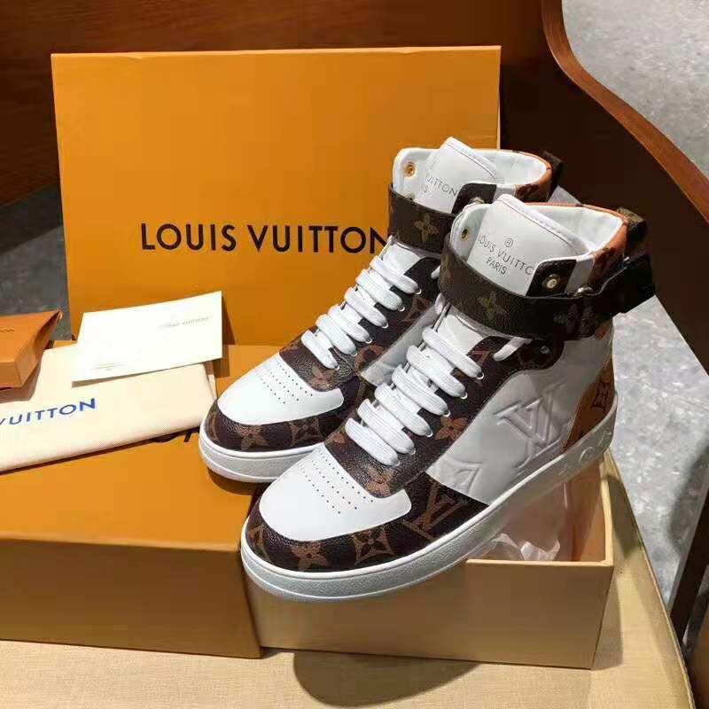 Louis-Vuitton-LV-Unisex-Boombox-Sneaker-Boot-in-Embossed-Lamb-Leather-Brown-6.jpg