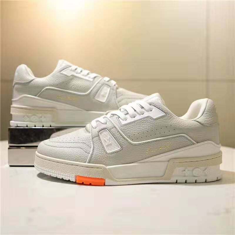 Louis-Vuitton-LV-Unisex-LV-Trainer-Sneaker-in-Grained-Calf-Leather-White-3.jpg