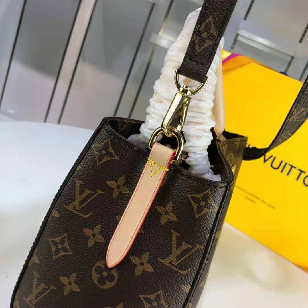 Louis-Vuitton-LV-Women-Montaigne-MM-in-Iconic-Monogram-Canvas-Brown-7.jpg