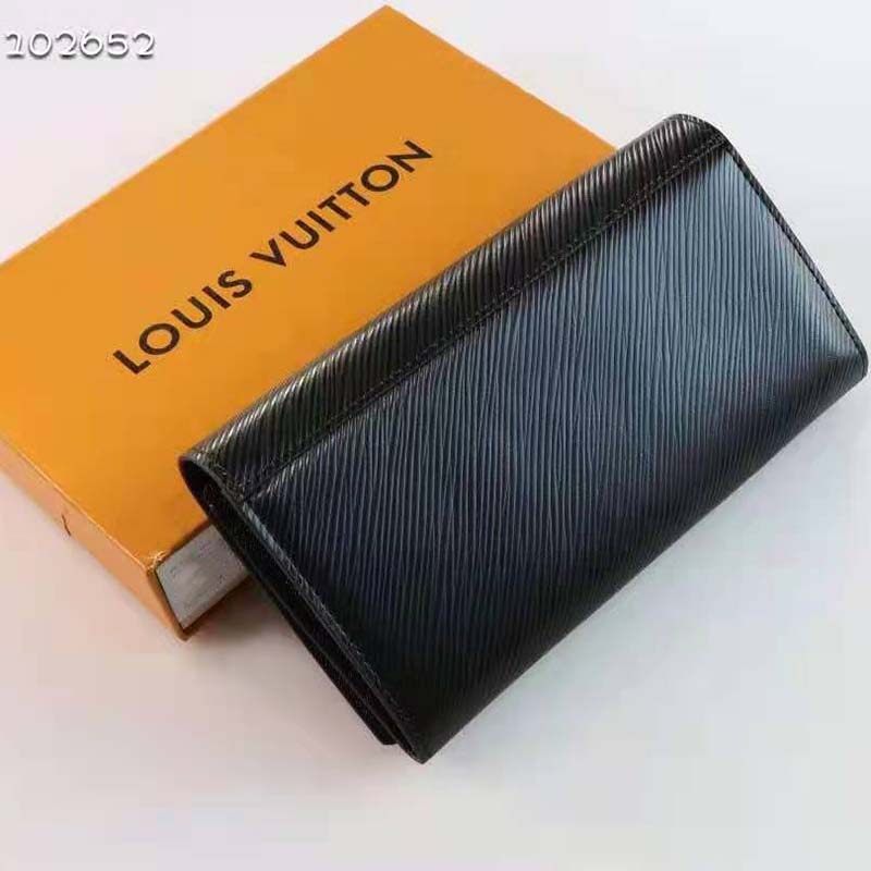 Louis-Vuitton-Unisex-Twist-Wallet-Black-Epi-Grained-Cowhide-Leather-5.jpg