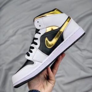 NIKE Wmns Air Jordan 1 Mid SEUniversity Gold”AJ1