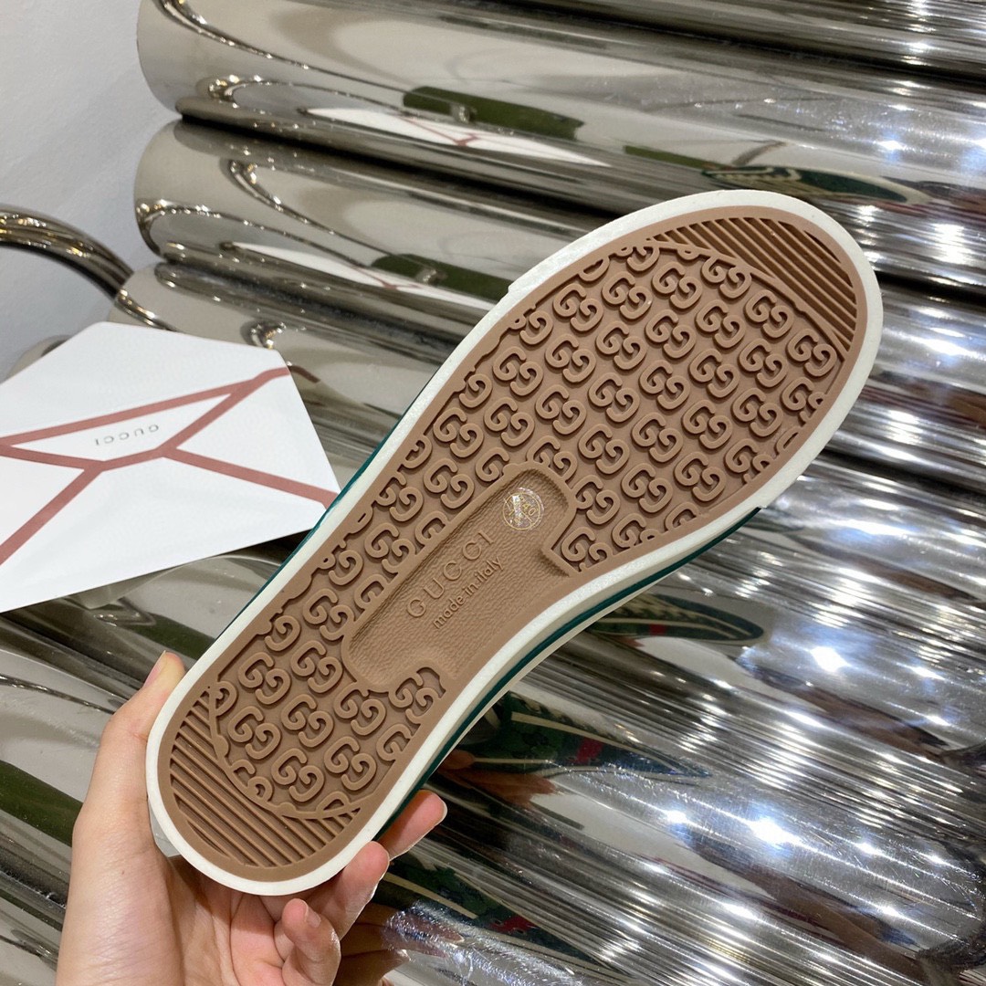 Shoes-Gucci-1977-New-1676-6.jpg