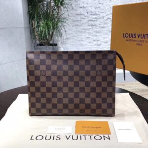 Louis Vuitton Pochette Jour GM