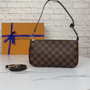 Louis Vuitton Pochette Monogram LBM259